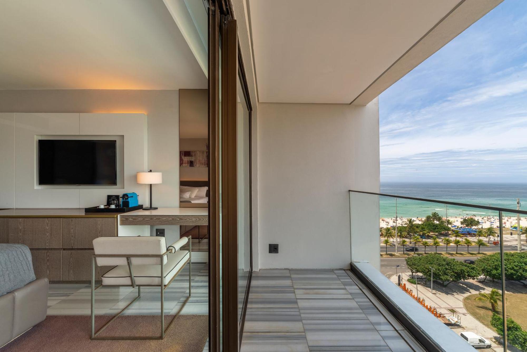מלון ריו דה ז'ניירו Lifestyle Laghetto Collection מראה חיצוני תמונה A balcony at the hotel