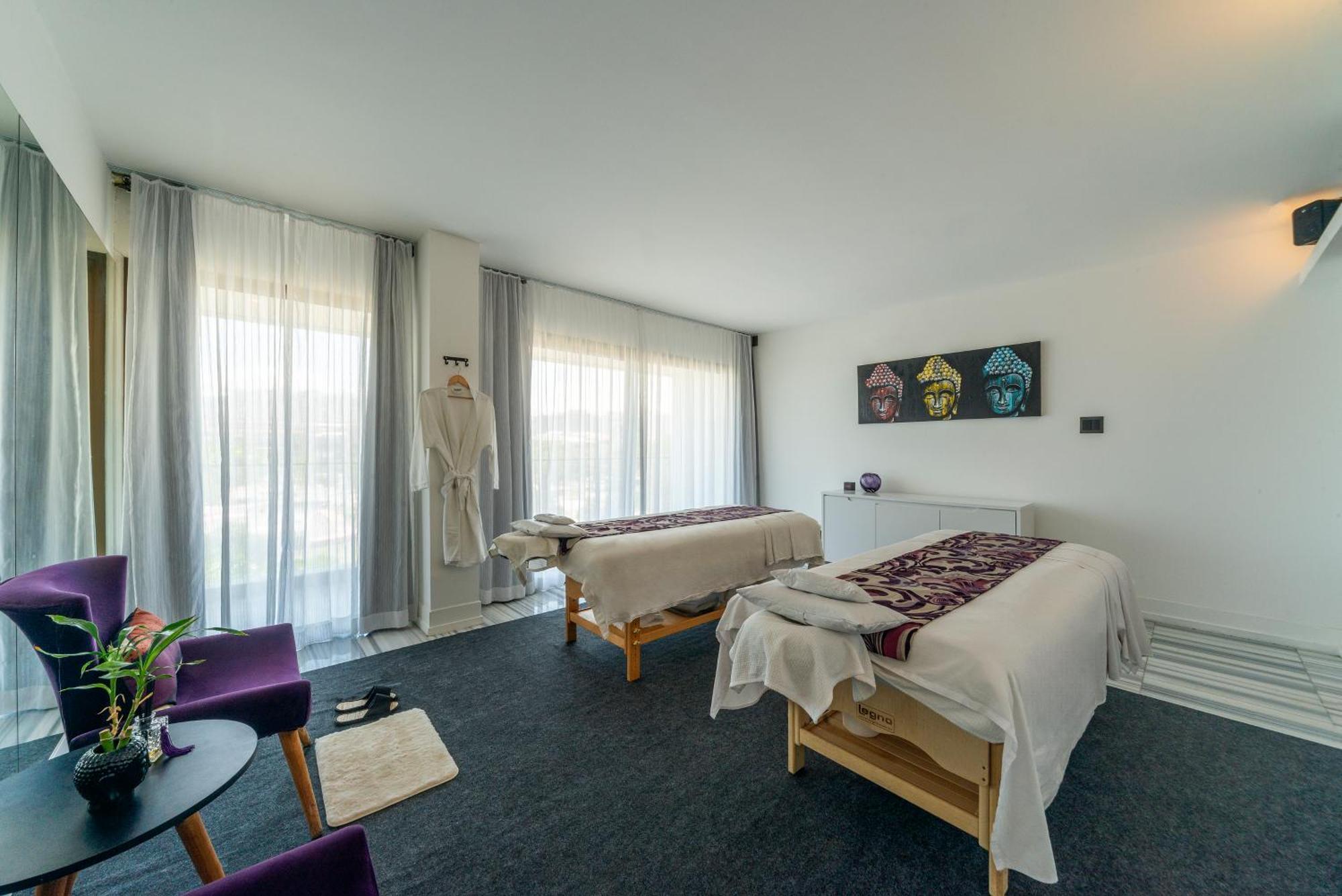 מלון ריו דה ז'ניירו Lifestyle Laghetto Collection מראה חיצוני תמונה A treatment room at a spa